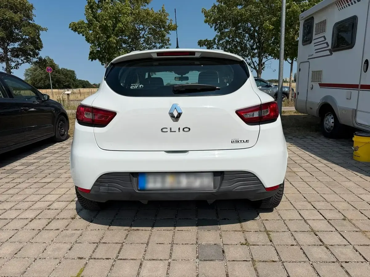 Gebraucht Renault Clio IV 73 PS (53 kW) 2013 Weiß Kleinwagen