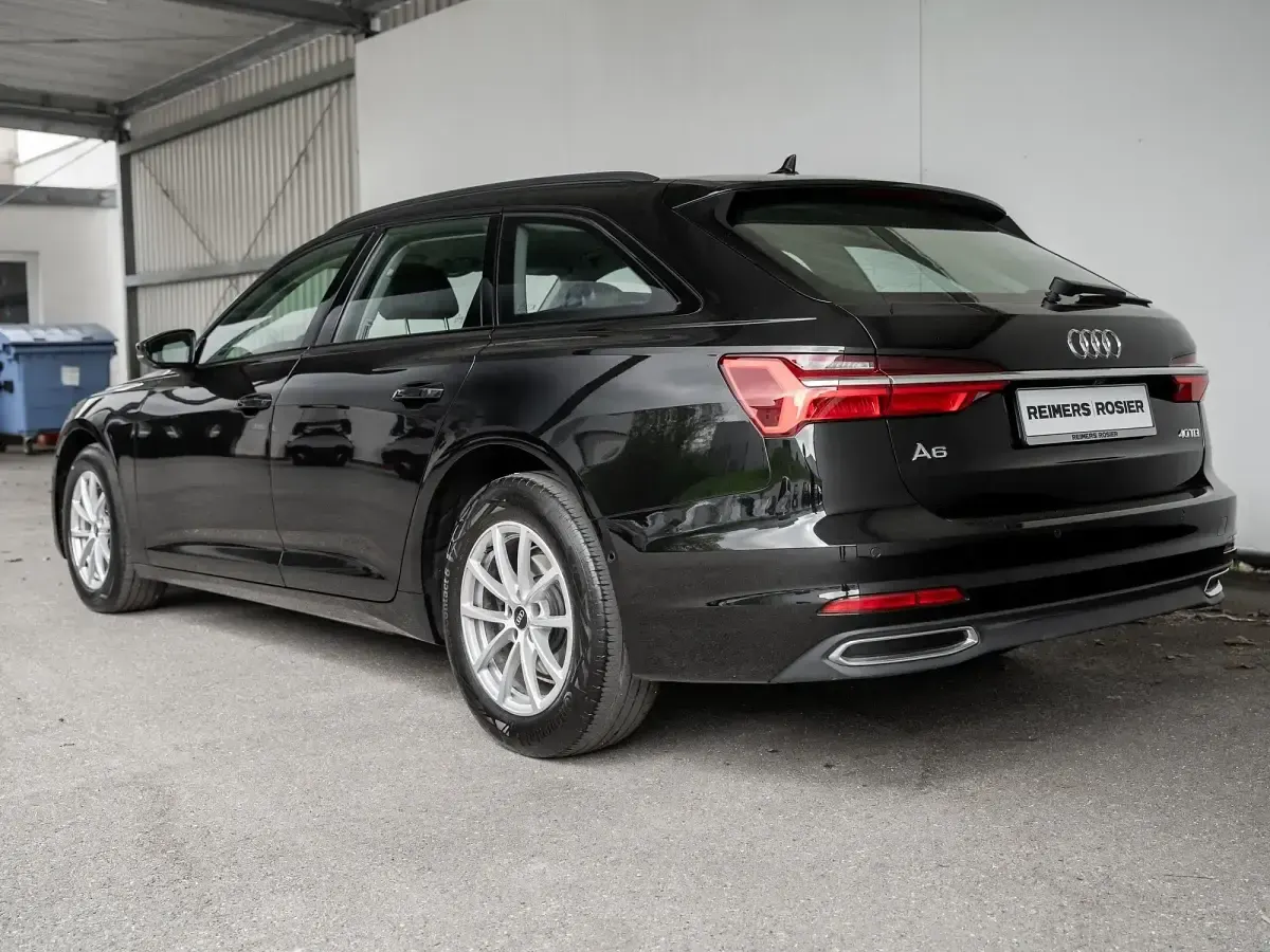Gebraucht Audi A6 150 PS (110 kW) 2022 Schwarz Kombi
