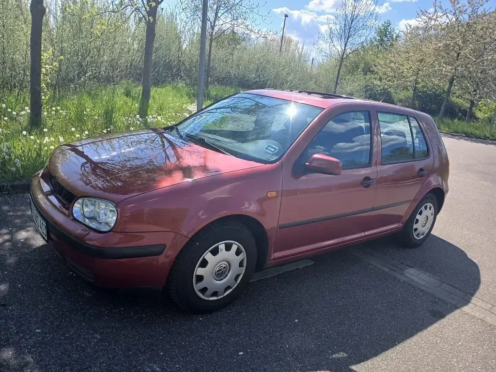 Brugt VW Golf III Basis 75 HK (55 kW) 1998 Rød Sedan