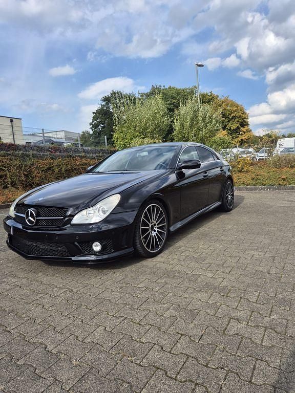 Gebraucht Mercedes CLS320 AMG 224 PS (164 kW) 2010 Schwarz Limousine