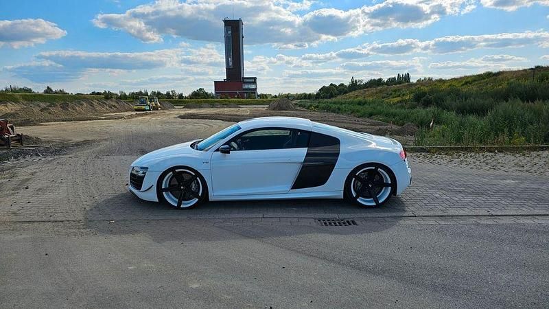 Weiß Gebraucht 2013 Audi R8 Coupé Comfort Coupé | 74.900 € - Bild 1/4