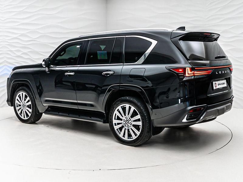 Neu Lexus LX600 Luxury Line 457 PS (336 kW) 2025 Schwarz SUV