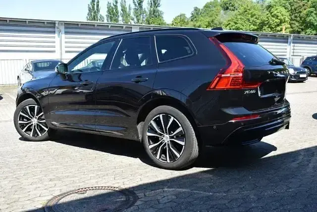 Gebraucht Volvo XC60 Ultimate 197 PS (144 kW) 2023 Schwarz SUV