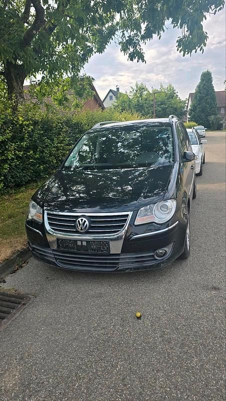 Gebraucht 2006 VW Touran Van / Kleinbus | 1.350 € - Bild 1/4