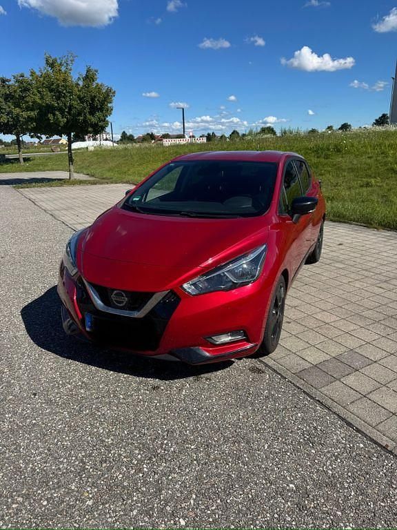 Rot Gebraucht 2017 Nissan Micra N-Connecta Kleinwagen | 9.500 € (Fairer Preis) - Bild 1/4