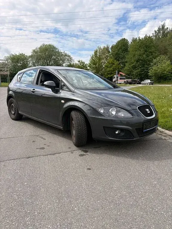 Gebraucht Seat Leon 86 PS (63 kW) 2011 Schwarz Kleinwagen