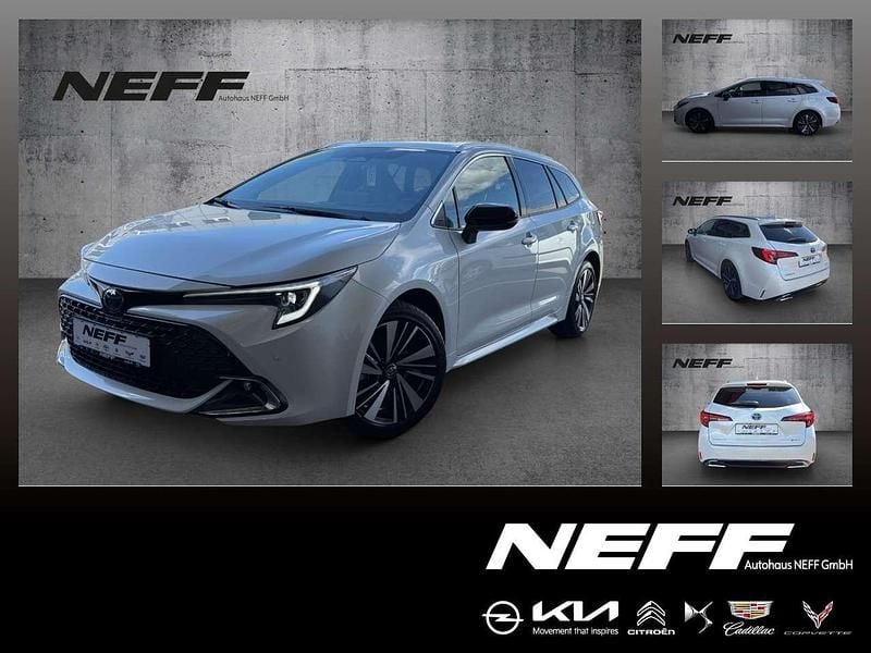 Platinumweiß perleffekt Neu 2025 Toyota Corolla Kombi | 32.990 € (Guter Preis) - Bild 1/4