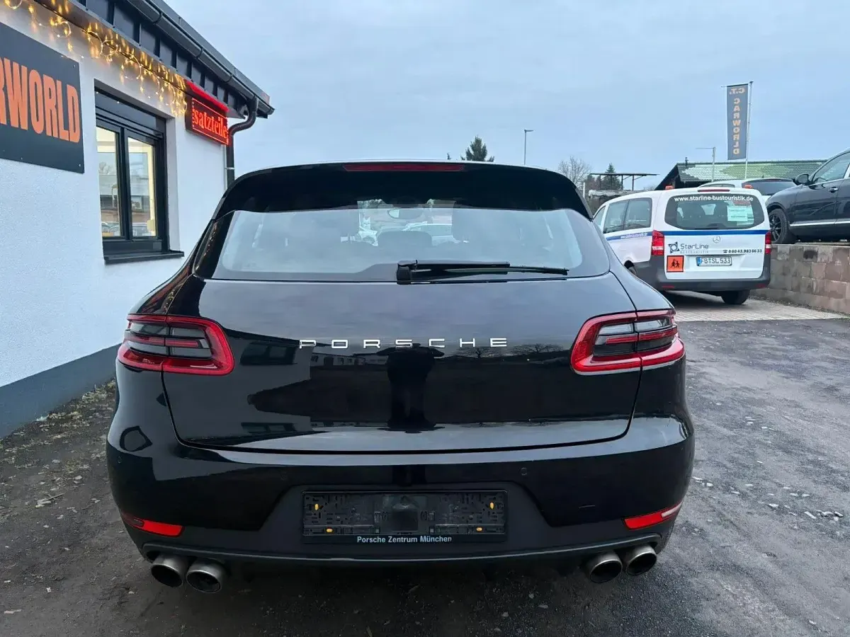 Begagnad Porsche Macan S 340 HK (250 kW) 2017 Svart SUV