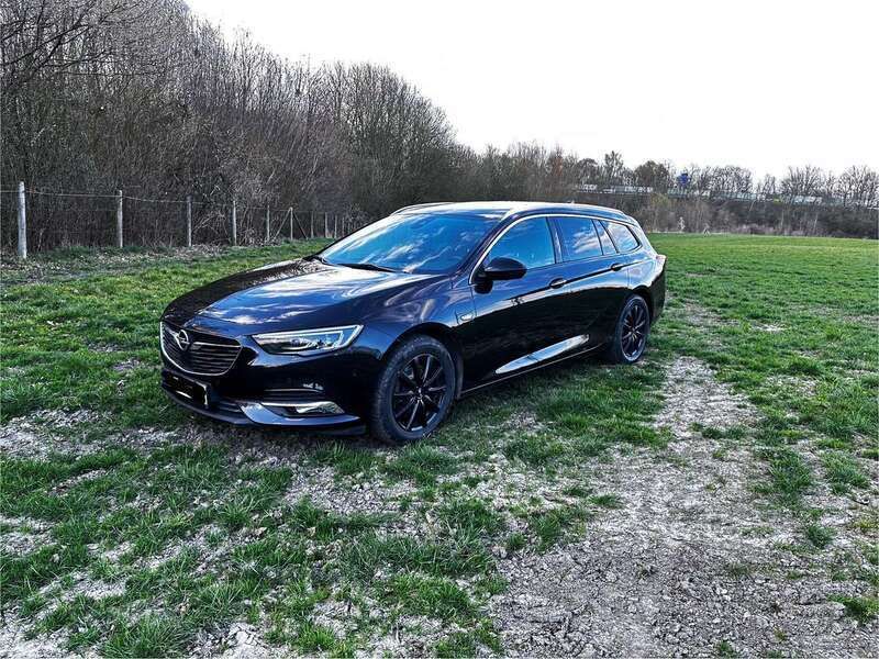 Gebraucht 2018 Opel Insignia Kombi | 13.999 € (Etwas zu teuer) - Bild 1/4