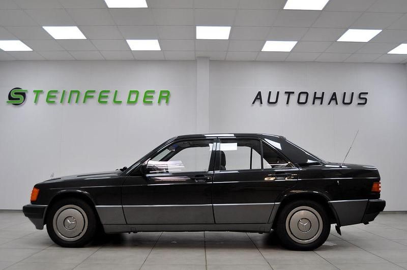 Gebraucht Mercedes 190 109 PS (80 kW) 1992 Grau Limousine