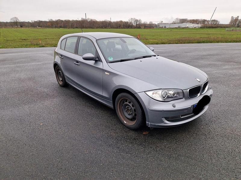 Gebraucht BMW 116 116 PS (85 kW) 2009 Grau Kleinwagen