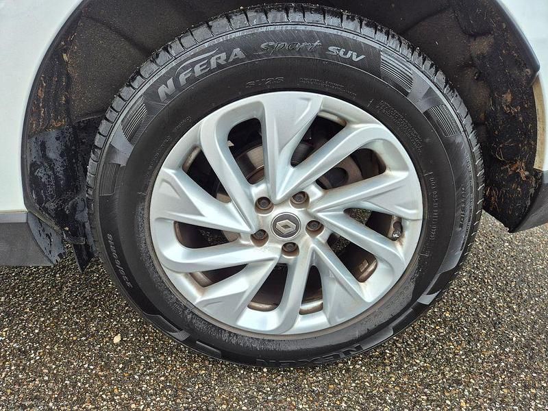 Gebraucht Renault Espace Intens 160 PS (117 kW) 2016 Weiß Van / Kleinbus