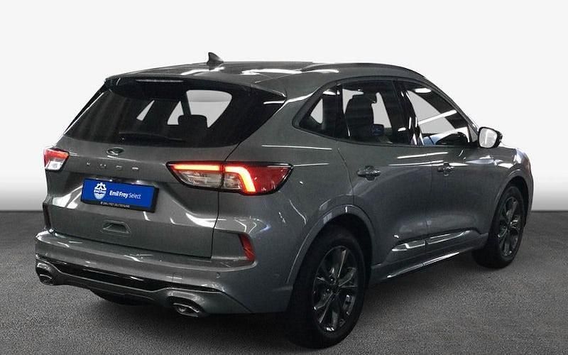 Gebraucht Ford Kuga ST-Line 120 PS (88 kW) 2024 Solar silver metallic SUV