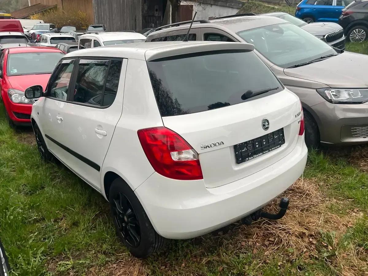 Gebraucht Skoda Fabia 105 PS (77 kW) 2013 Weiß Kleinwagen