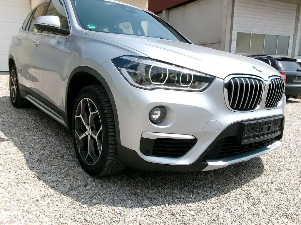 Gebraucht BMW X1 xLine 150 PS (110 kW) 2016 Silber SUV