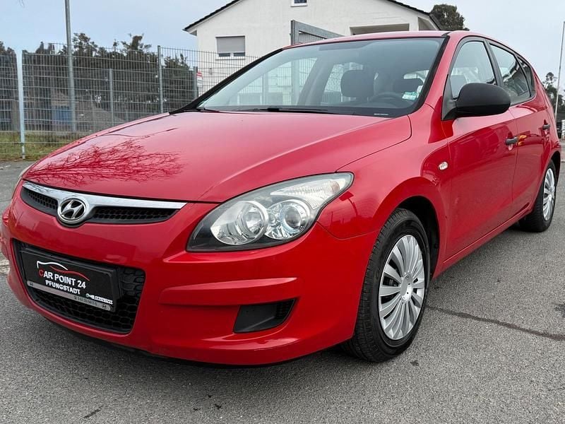 Rot Gebraucht 2008 Hyundai i30 Limousine | 1.999 € (Guter Preis) - Bild 1/4