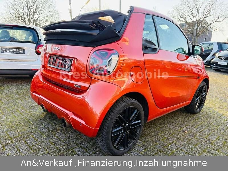 Gebraucht Smart ForTwo Cabrio Brabus 109 PS (80 kW) 2017 Orange Cabrio