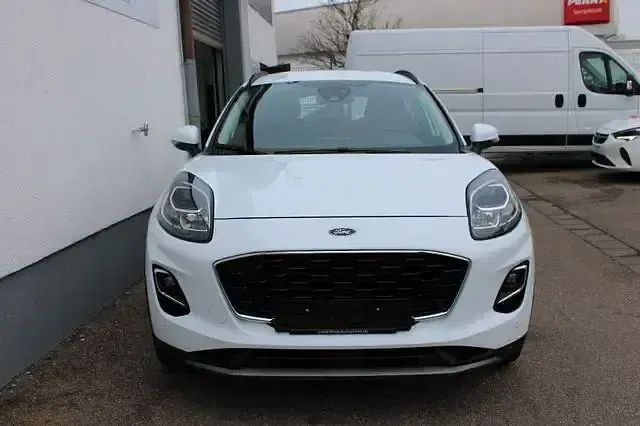 Gebraucht Ford Puma Titanium 125 PS (91 kW) 2022 Frozen white SUV