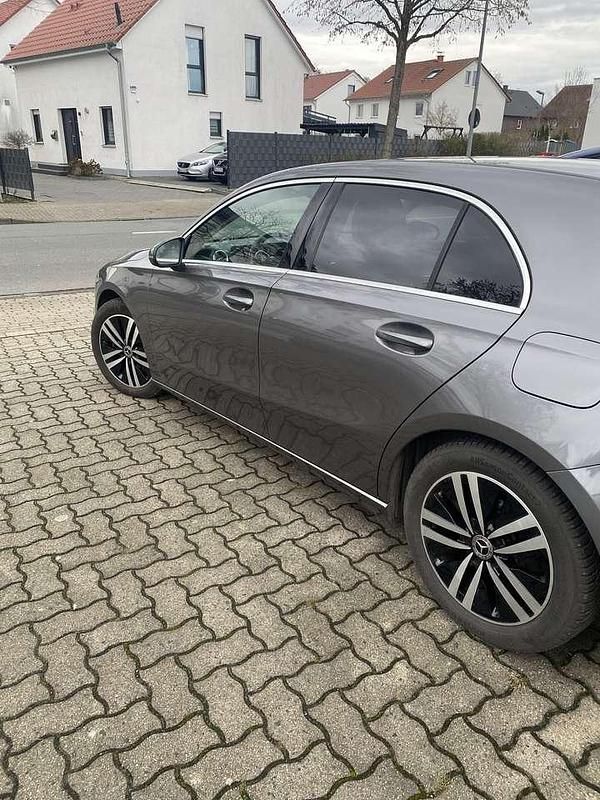 Gebraucht Mercedes A200 AMG Edition 1 163 PS (119 kW) 2018 Silber Limousine