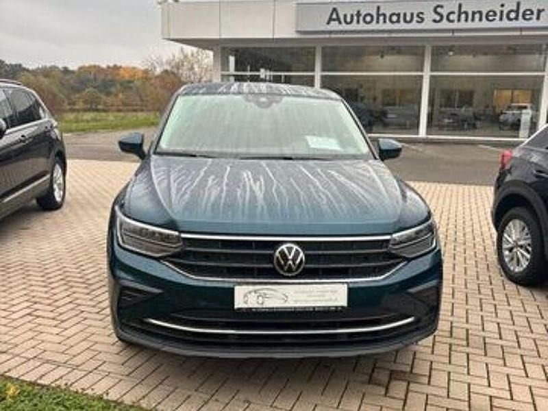 Nightshadelblue (metallic) Gebraucht 2021 VW Tiguan SUV | 23.900 € (Superpreis) - Bild 1/4