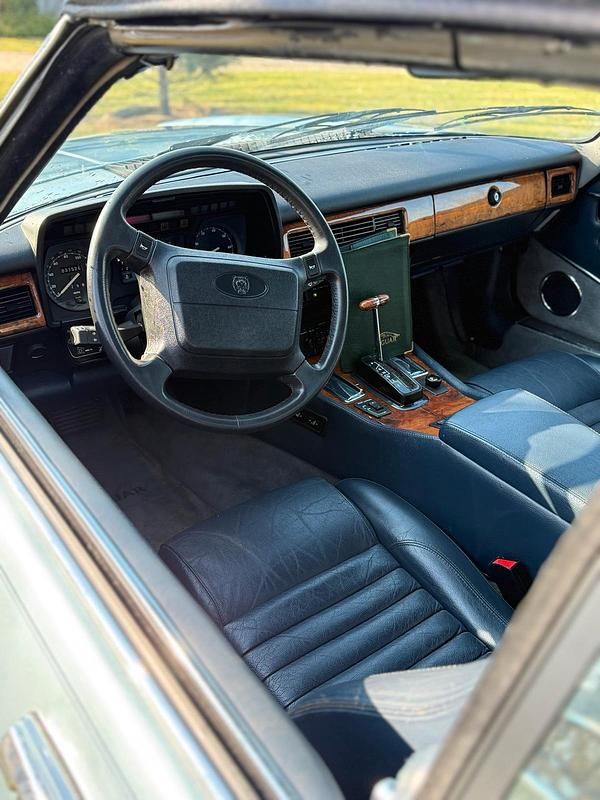 Gebraucht Jaguar XJS 260 PS (191 kW) 1990 Silber Cabrio