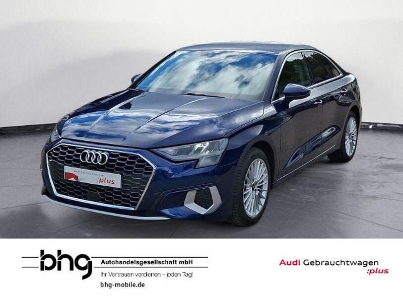 Navarrablau metallic Gebraucht 2024 Audi A3 Advanced Plus Limousine | 29.430 € (Superpreis) - Bild 1/4