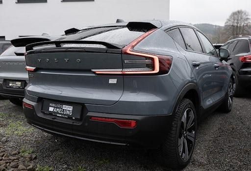 Gebraucht Volvo EC40 Plus 300 kW (408 PS) 2022 Grau SUV