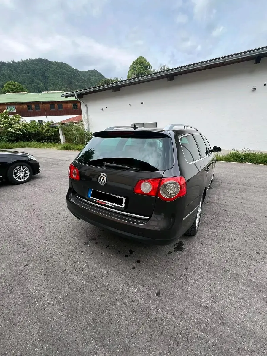 Gebraucht VW Passat 177 PS (130 kW) 2006 Braun Kombi