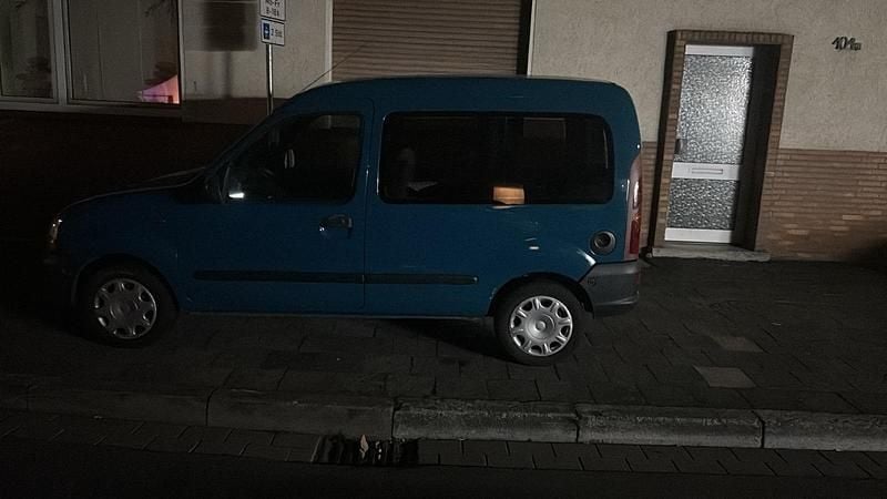 Gebraucht Renault Kangoo 75 PS (55 kW) 1999 Blau Van / Kleinbus
