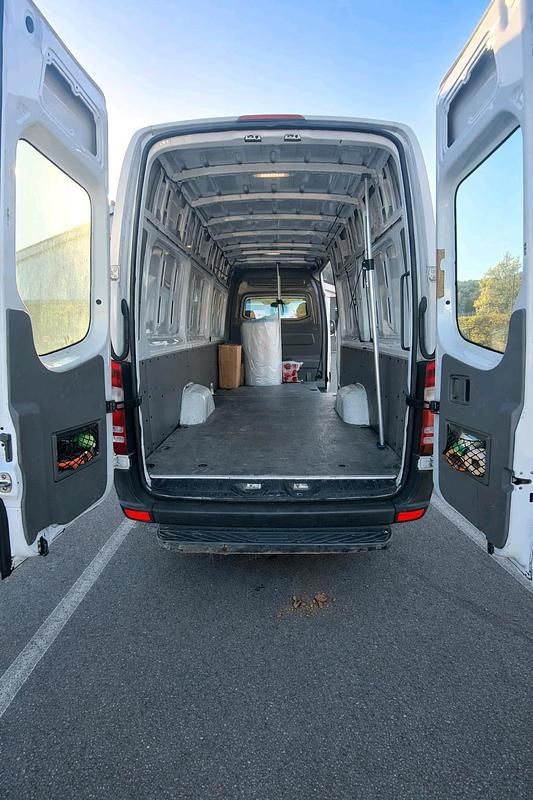 Używany Mercedes Sprinter 143 KM (105 kW) 2018 Biały Van