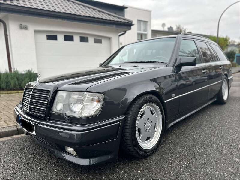 Gebraucht 1992 Mercedes E320 AMG Kombi | 34.790 € - Bild 1/4