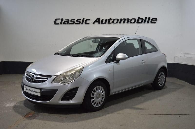 Silber Gebraucht 2012 Opel Corsa Edition Kleinwagen | 2.990 € (Guter Preis) - Bild 1/4
