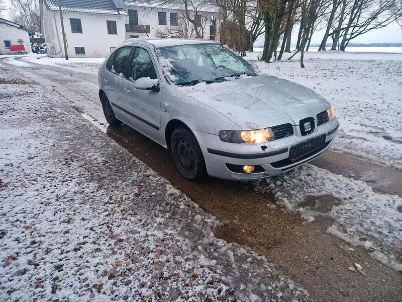 Gebraucht Seat Leon 105 PS (77 kW) 2006 Silber Kleinwagen