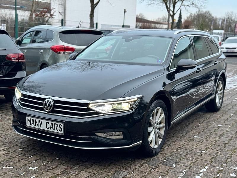Schwarz Gebraucht 2020 VW Passat Elegance Kombi | 16.990 € (Teuer) - Bild 1/4