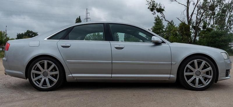 Gebraucht Audi S8 Ambiente 450 PS (330 kW) 2007 Silber Limousine