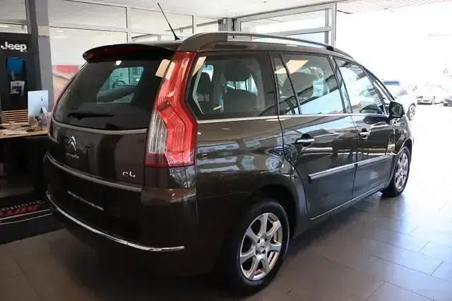 Gebraucht Citroën Grand C4 Picasso SELECTION 156 PS (114 kW) 2012 Braun Van / Kleinbus