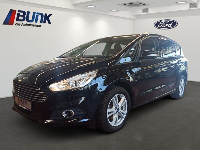 Iridiumschwarz meta Gebraucht 2018 Ford S-MAX Business Edition Van / Kleinbus | 19.980 € (Teuer) - Bild 1/4