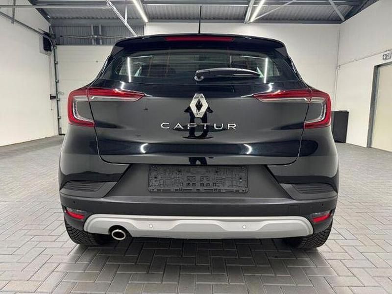 Gebraucht Renault Captur 140 PS (102 kW) 2021 Sternenschwarz SUV