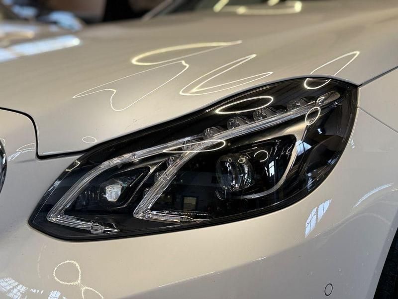 Gebraucht Mercedes E200 184 PS (135 kW) 2013 Weiß Limousine