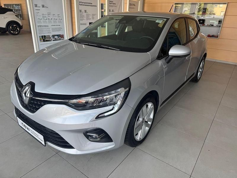 Silber Gebraucht 2022 Renault Clio V Business Limousine | 14.950 € (Fairer Preis) - Bild 1/4