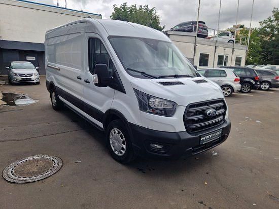 Gebraucht Ford Transit Trend 131 PS (96 kW) 2022 Frostweiß Van / Kleinbus