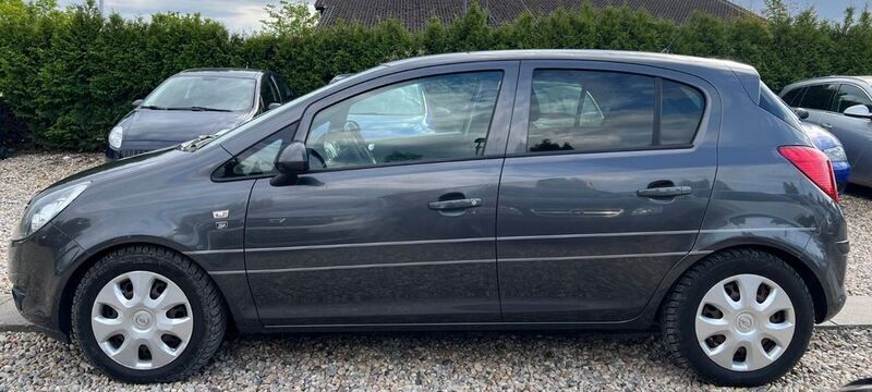 Gebraucht Opel Corsa 86 PS (63 kW) 2010 Grau Limousine