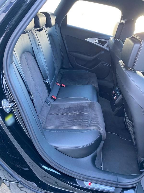 Gebraucht Audi A6 Ambiente 321 PS (236 kW) 2018 Schwarz Kombi