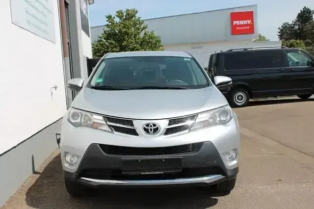 Gebraucht Toyota RAV4 Edition 150 PS (110 kW) 2016 Grau SUV