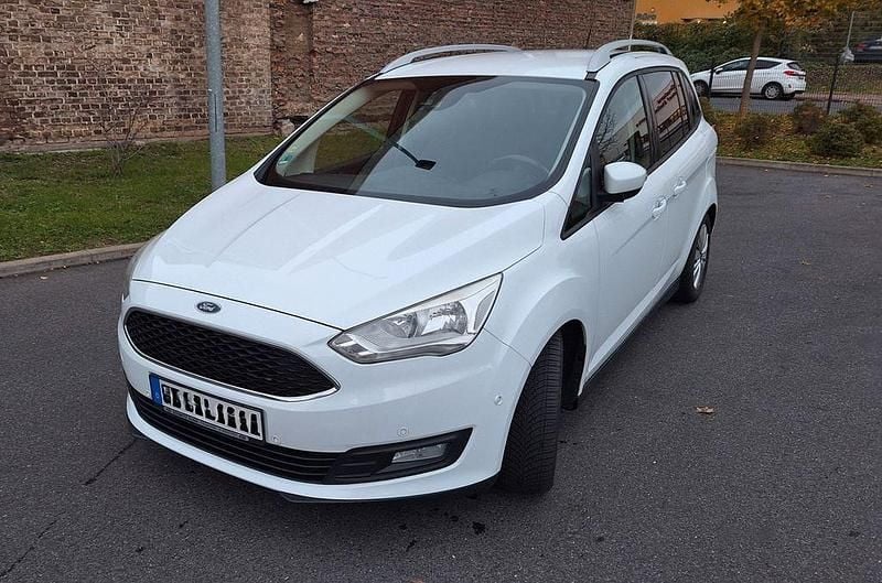 Weiß Gebraucht 2016 Ford Grand C-Max Business Edition Van / Kleinbus | 9.300 € (Superpreis) - Bild 1/4