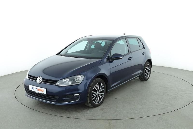 Blau Gebraucht 2016 VW Golf VII Allstar Limousine | 14.020 € (Etwas zu teuer) - Bild 1/3