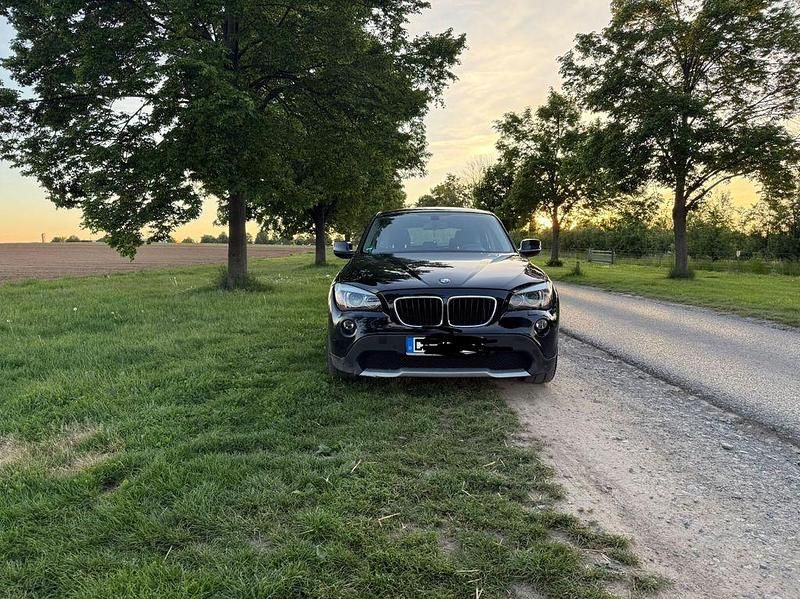 Gebraucht BMW X1 Sport Line 143 PS (105 kW) 2012 Schwarz SUV