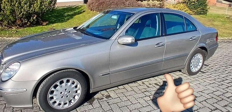 Gebraucht Mercedes 320 Elegance 224 PS (164 kW) 2004 Grau Limousine