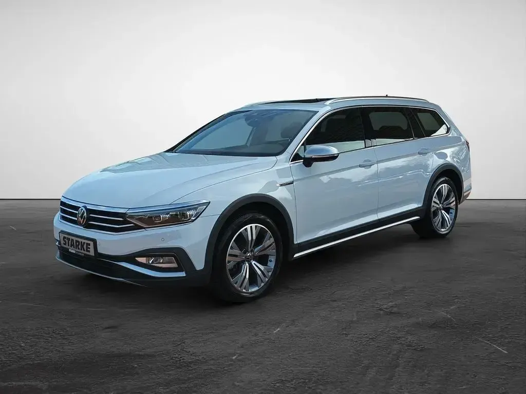 Gebraucht VW Passat Alltrack 200 PS (147 kW) 2023 Weiß (gletscherweiß metallic) Kombi
