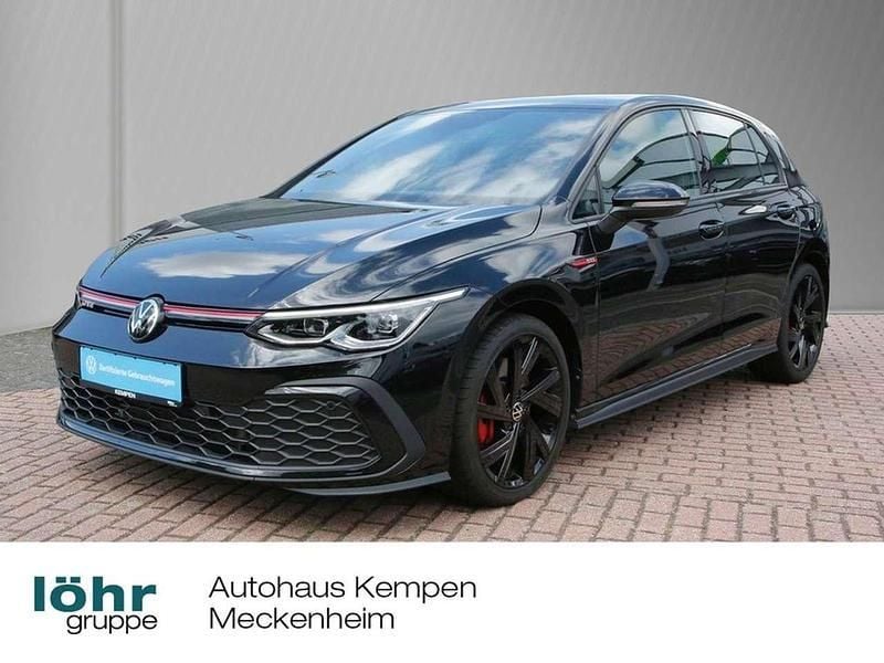 Grenadillschwarz metallic Gebraucht 2024 VW Golf VIII GTI Limousine | 30.890 € (Guter Preis) - Bild 1/4